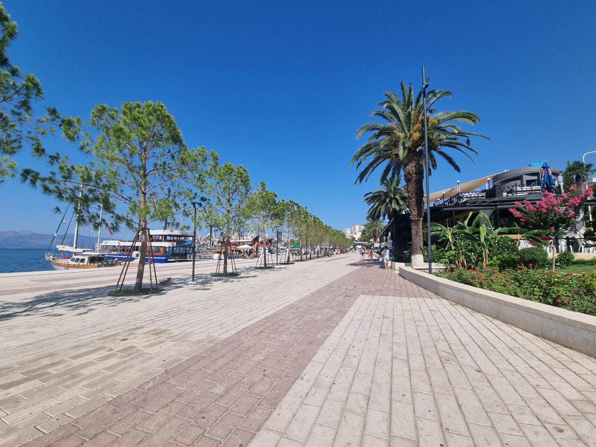 Blue Apartment Sarande Exterior photo